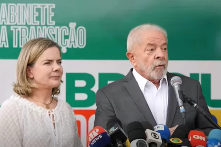 Gleisi e Lula